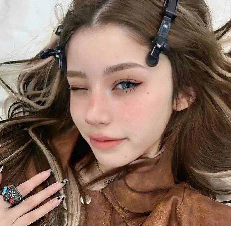 魔术的耳语